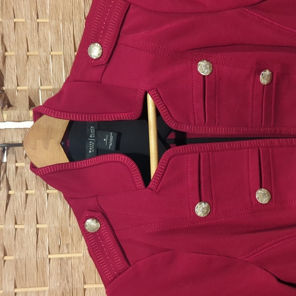 Red blazer - Picture 2 of 5